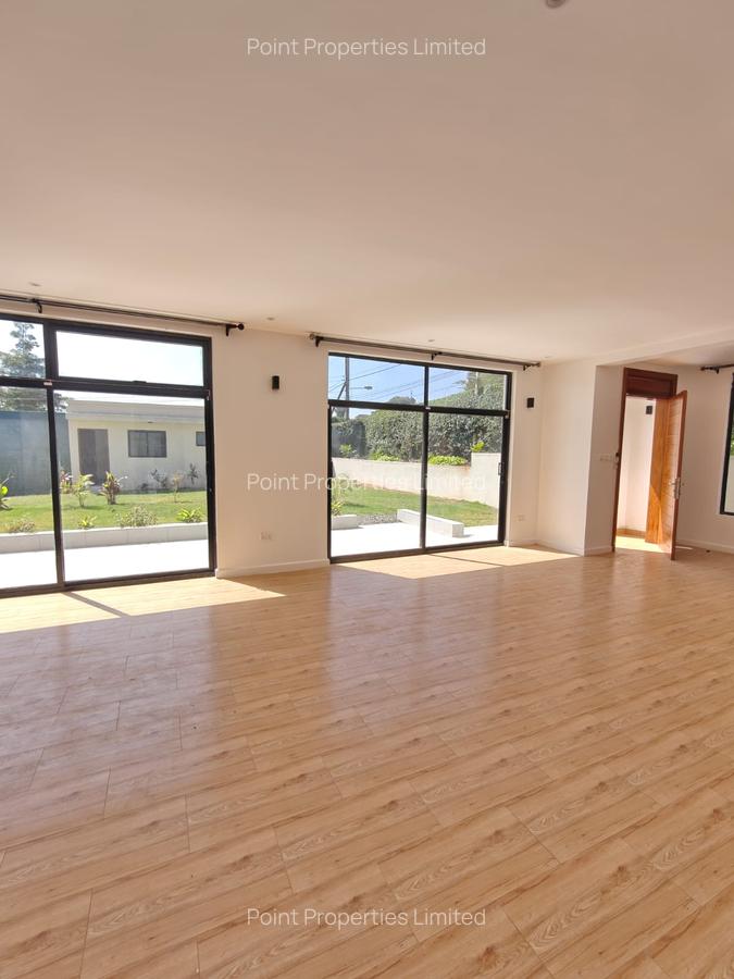 3 Bed Townhouse with En Suite in Karen - 3