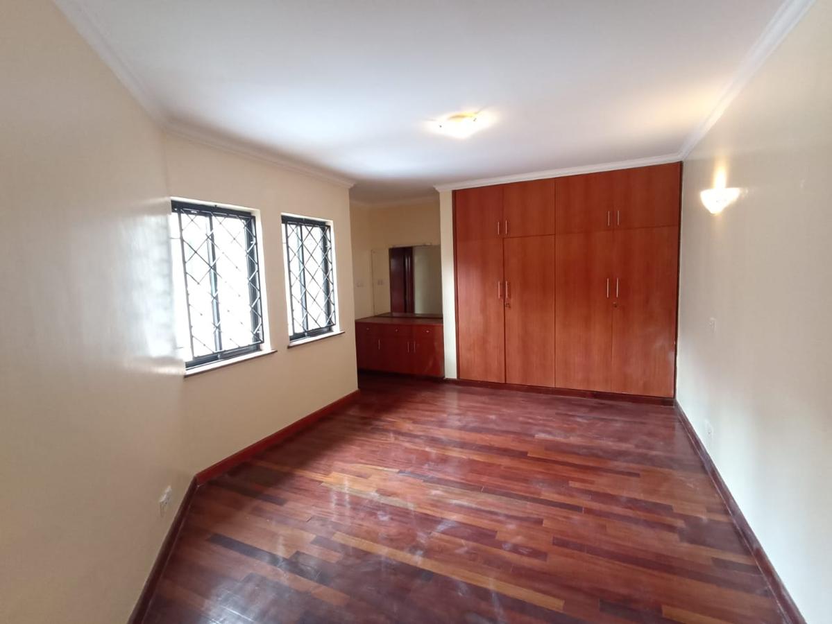 5 Bed Townhouse with Staff Quarters in Lavington - 11