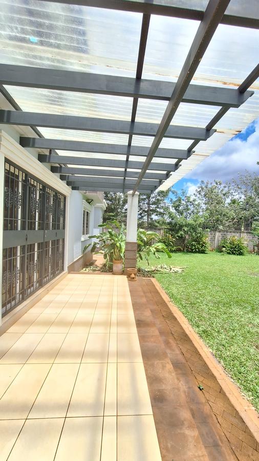 3 Bed Townhouse with En Suite at Nicole Avenue - 6