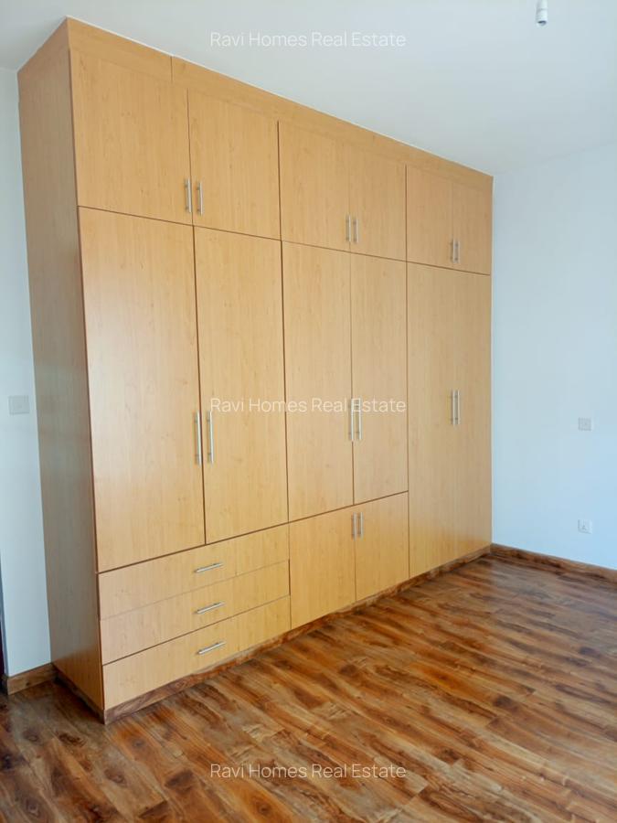 3 Bed Apartment with En Suite in Kilimani - 14