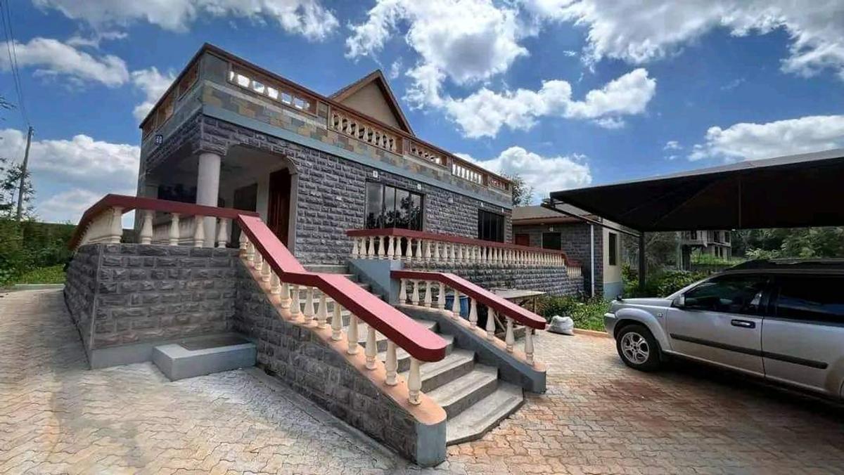 4 Bed House with Staff Quarters at Kirarapon Drive - 11