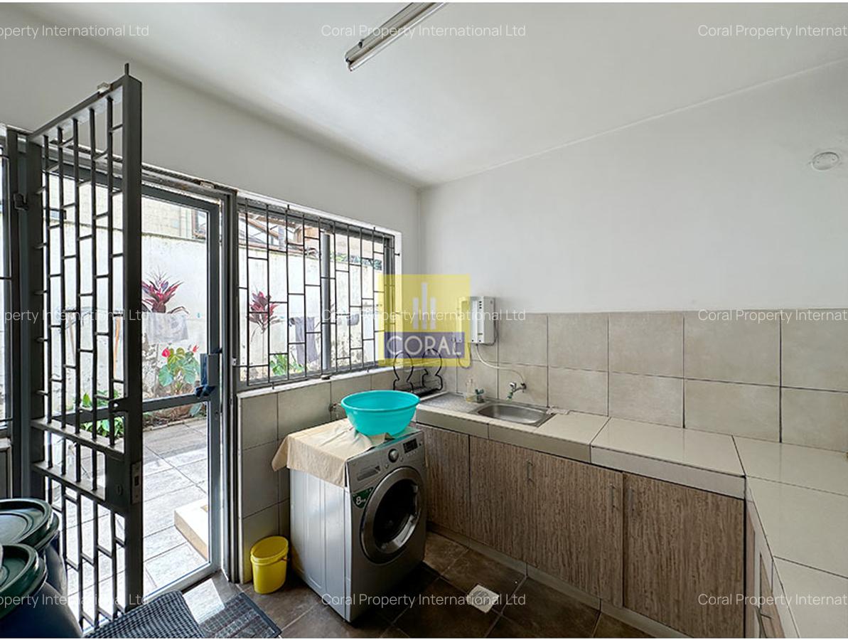 4 Bed Townhouse with Borehole in Westlands Area - 6