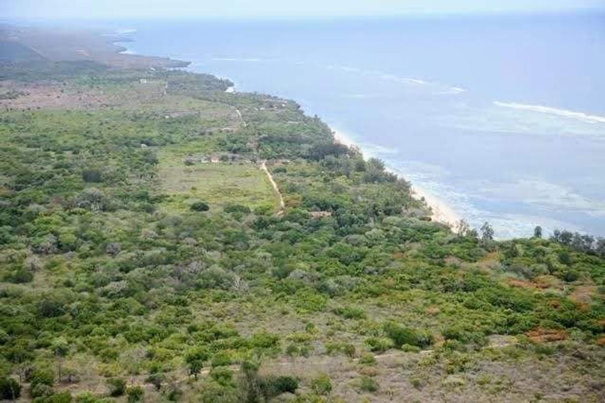 Residential Land in Nyali Area - 7