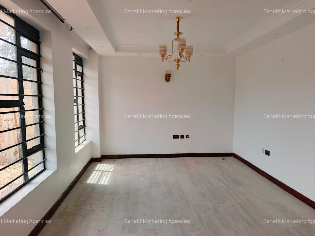 4 Bed Townhouse with En Suite at Veterinary Centre - 3