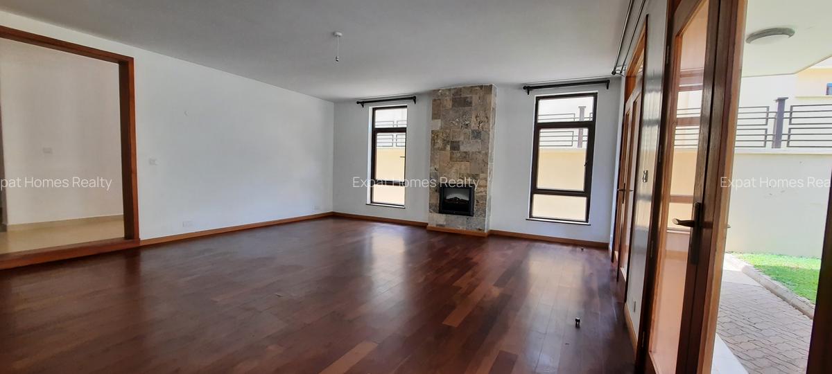 5 Bed Villa with En Suite in Lavington - 3