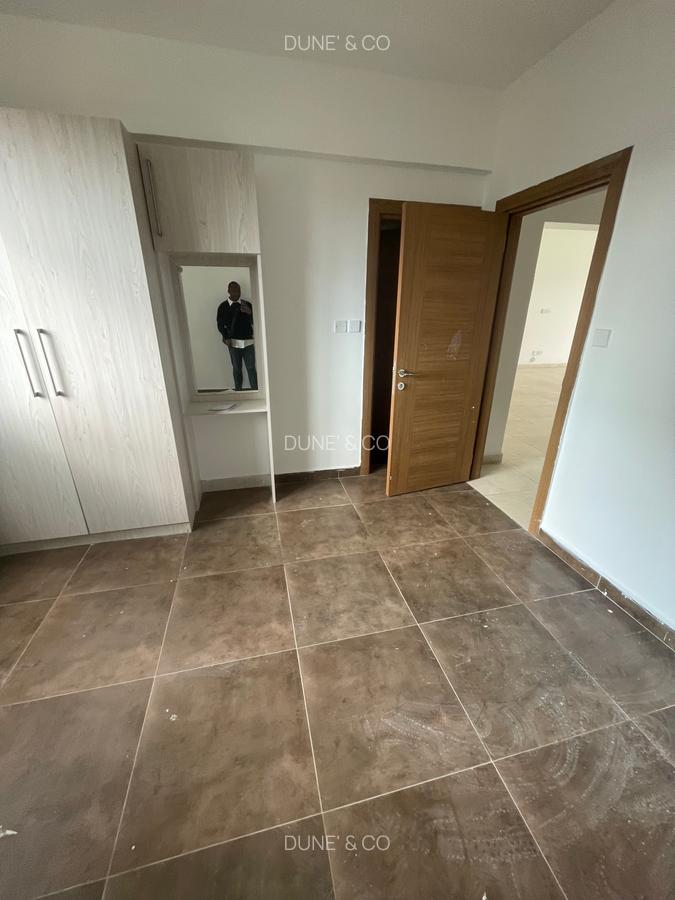 Serviced 3 Bed Apartment with En Suite in Westlands Area - 11