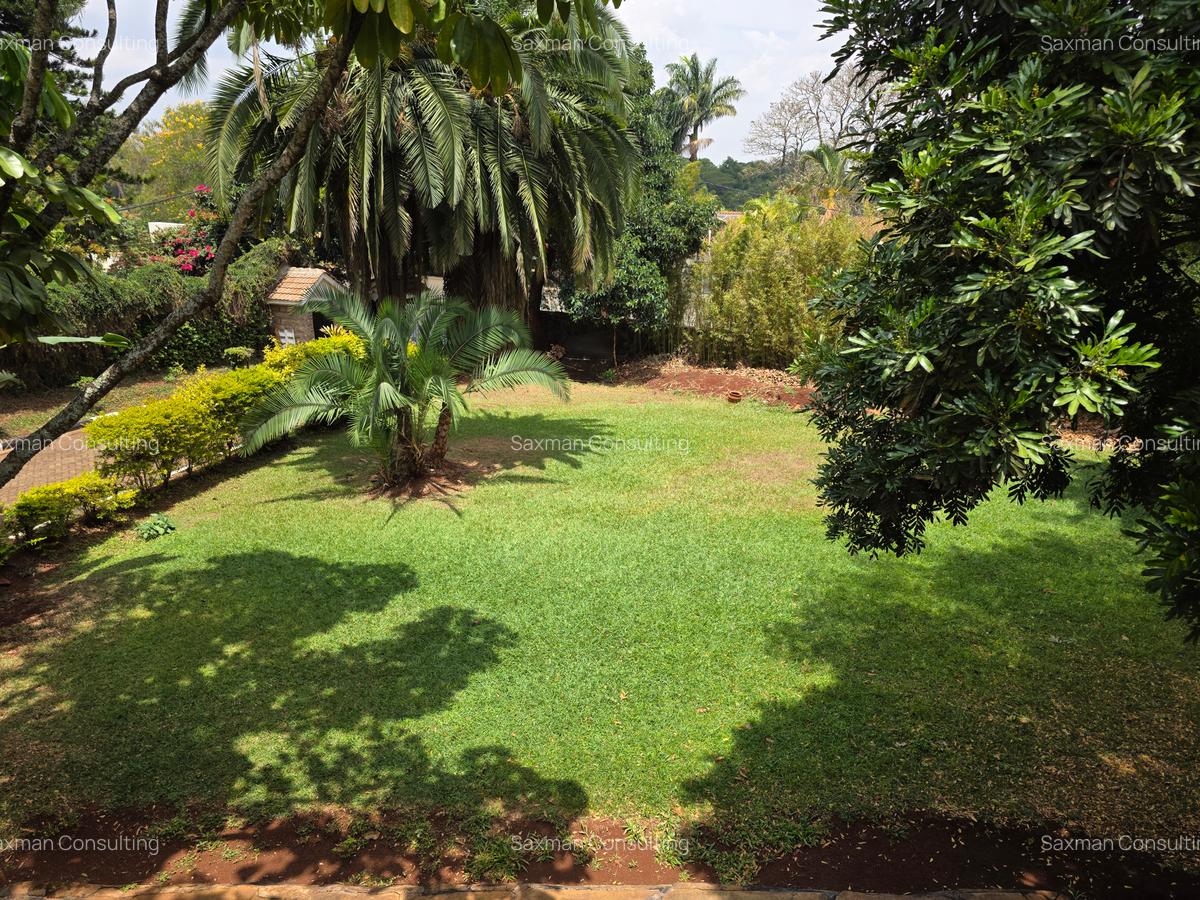 4 Bed House with En Suite in Lake View - 2