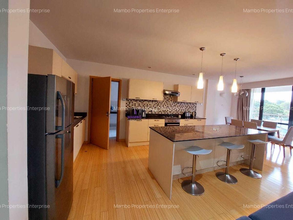 Serviced 2 Bed Apartment with En Suite at Brookside Drive - 11