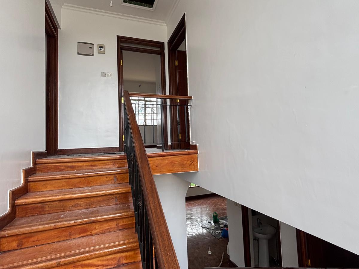 4 Bed Villa with En Suite in Kiambu Road - 7