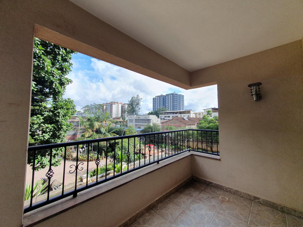 4 Bed Apartment with En Suite at 2Nd Parklands Avenue - 3