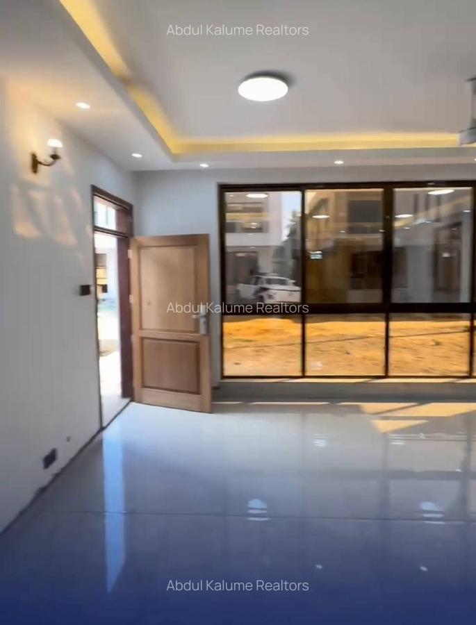 4 Bed House with En Suite at Mtwapa - 4