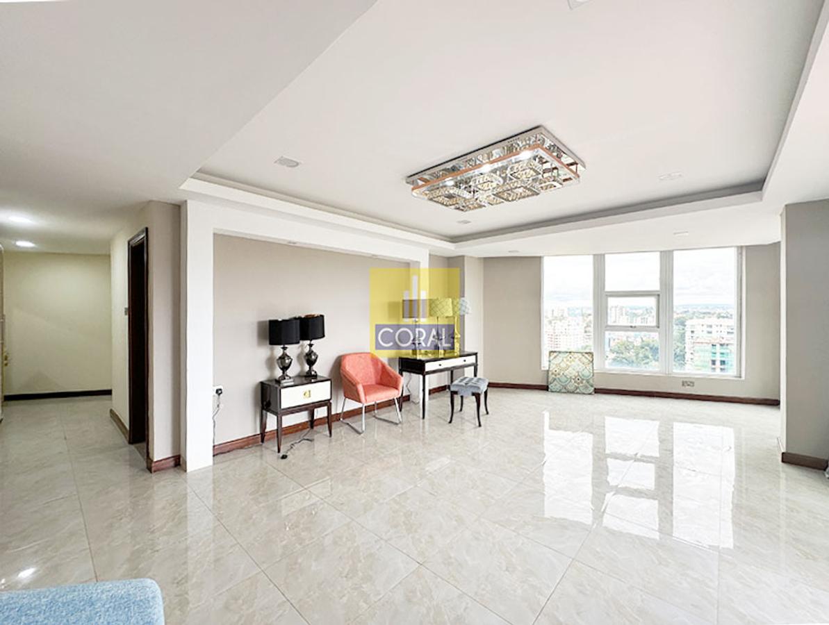 4 Bed Apartment in Kilimani - 14