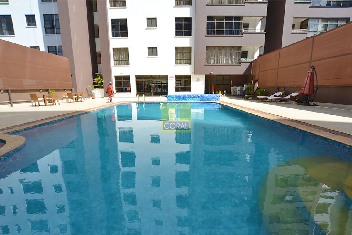 3 Bed Apartment with En Suite in Westlands Area - 2