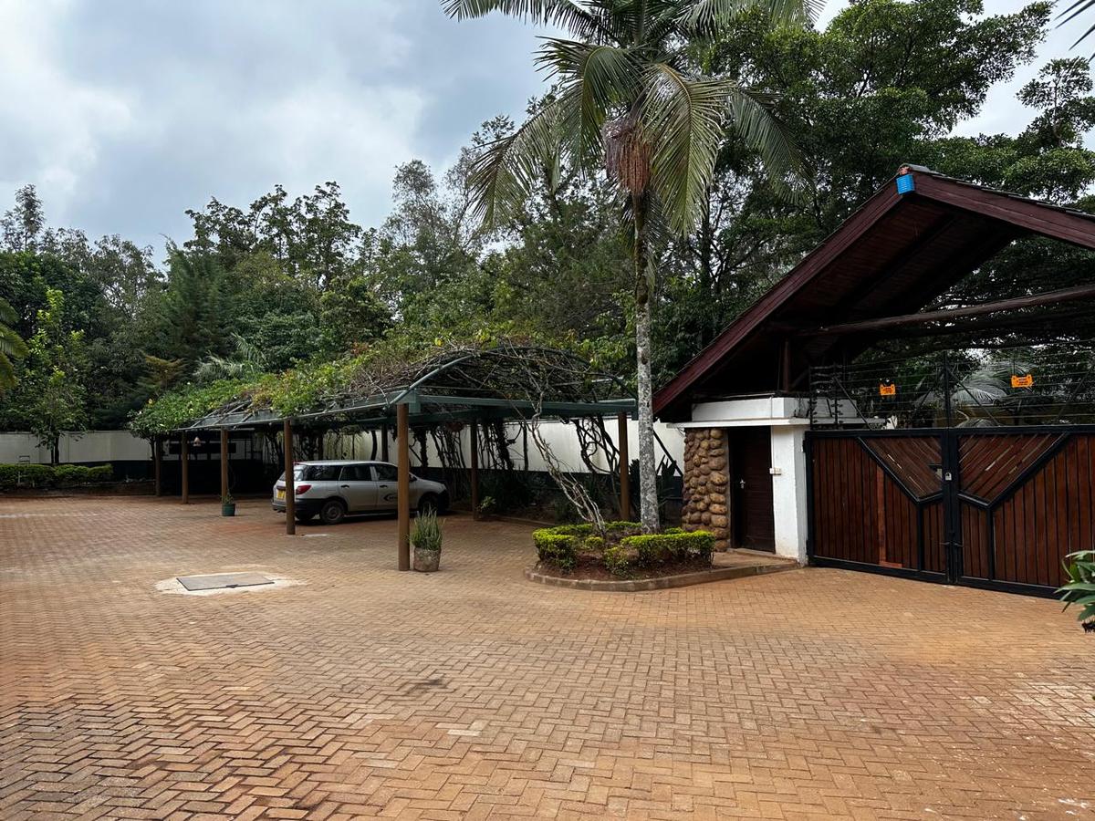 6 Bed Townhouse with En Suite in Karen - 2