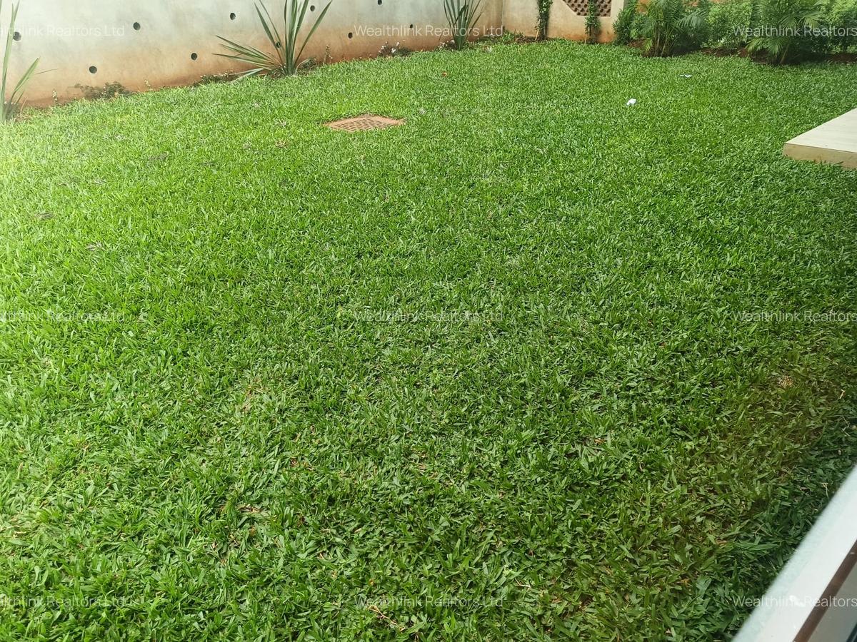 4 Bed Townhouse with En Suite at Two Rivers - 7