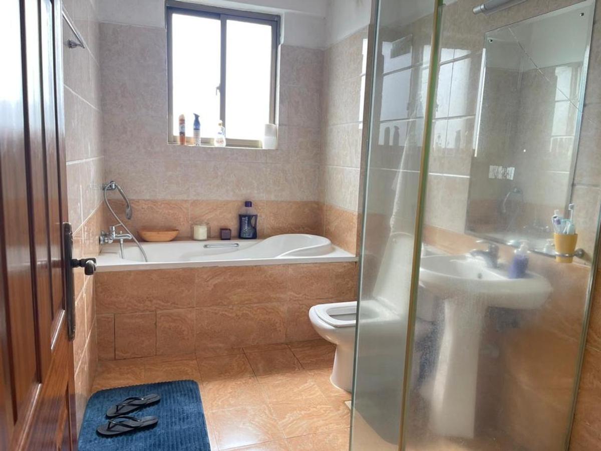 2 Bed Apartment with En Suite at Riara Road - 17