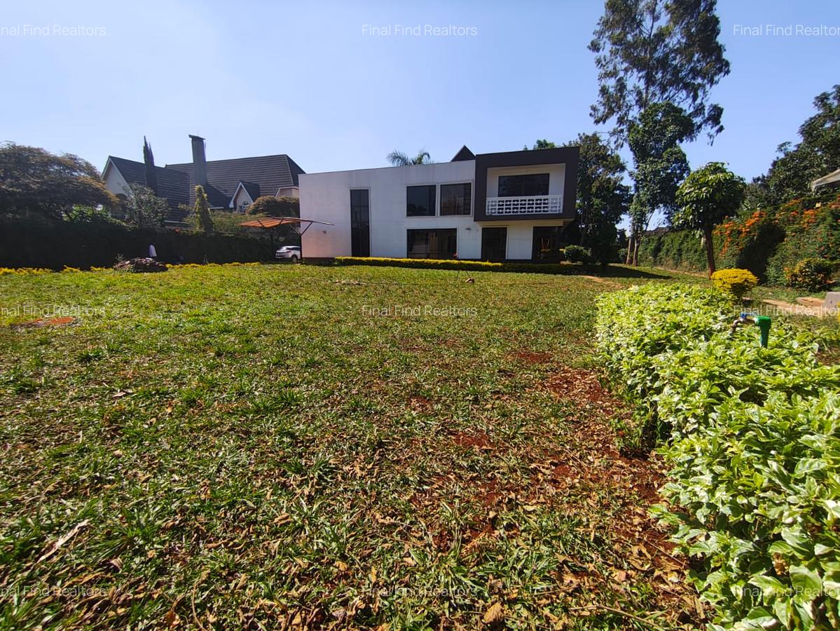 6 Bed House with En Suite in Runda - 2