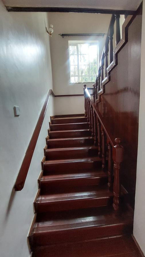 5 Bed House with En Suite at Runda - 7