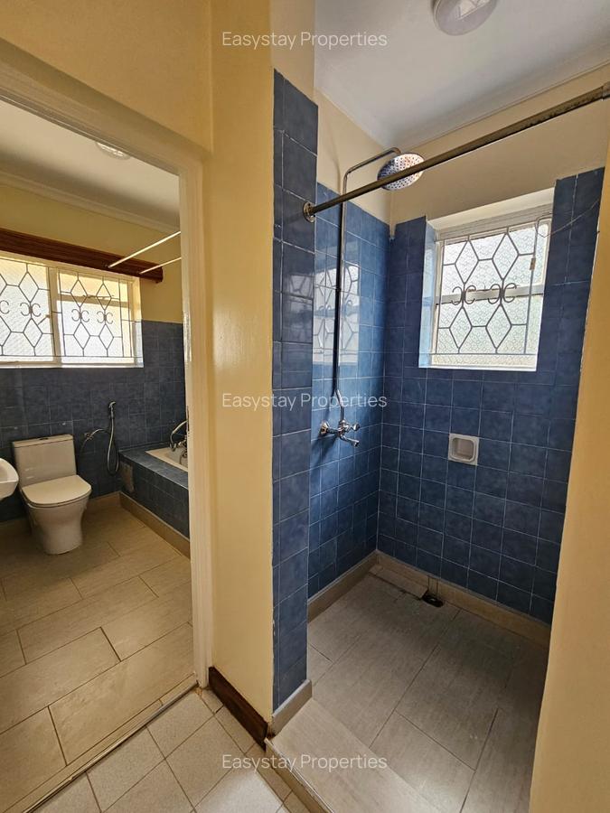 5 Bed House with En Suite in Loresho - 7