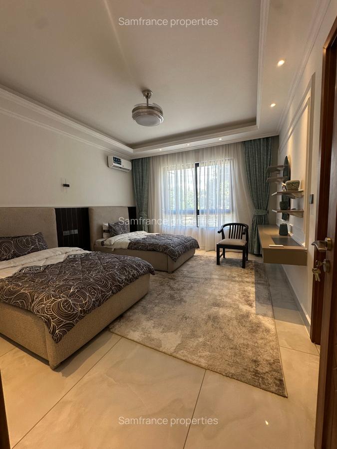 Serviced 3 Bed Apartment with En Suite at Lantana Drive - 9