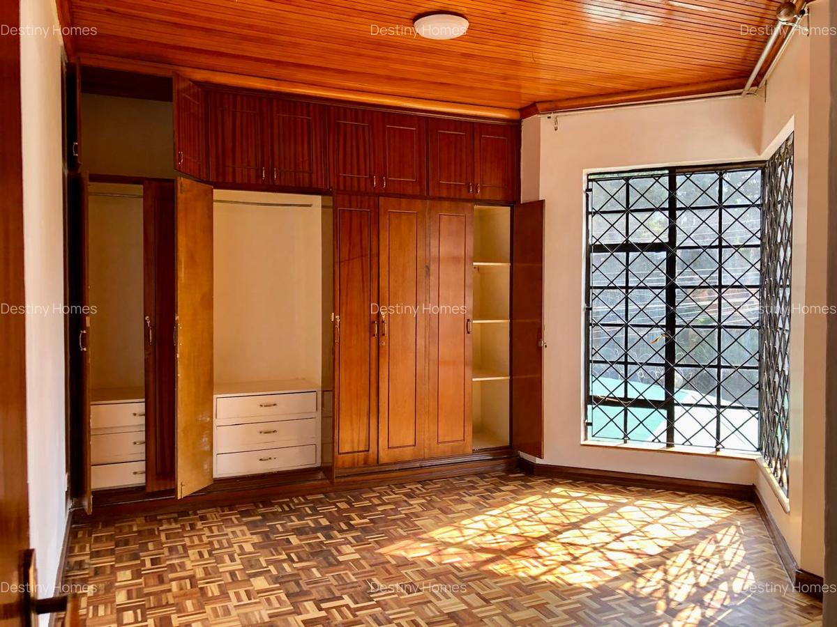 5 Bed Villa with En Suite in Kilimani - 14