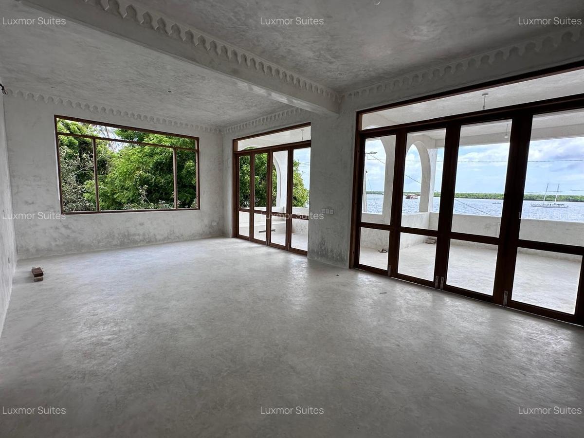 5 Bed Villa with En Suite at Lamu Shela Area - 14