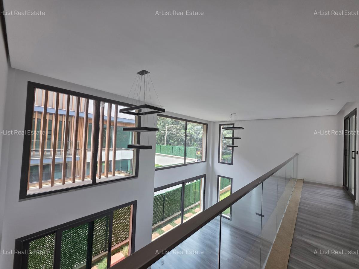 5 Bed Villa with En Suite at Chalbi Drive - 6