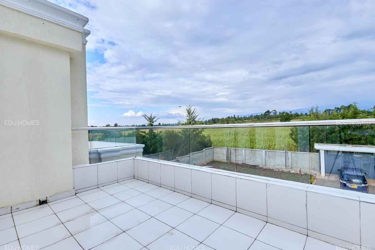 5 Bed Townhouse with En Suite at Maiyan - 14