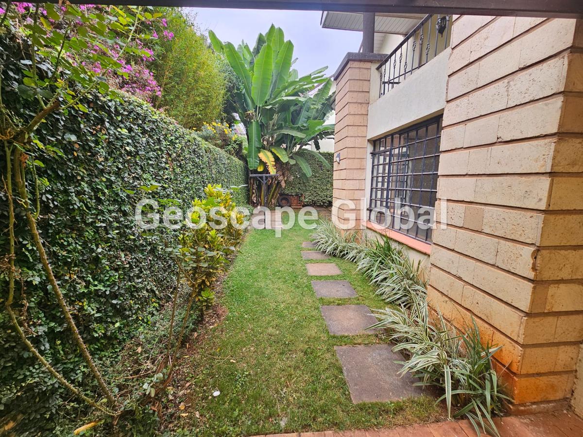 5 Bed House with En Suite in Kitisuru - 3