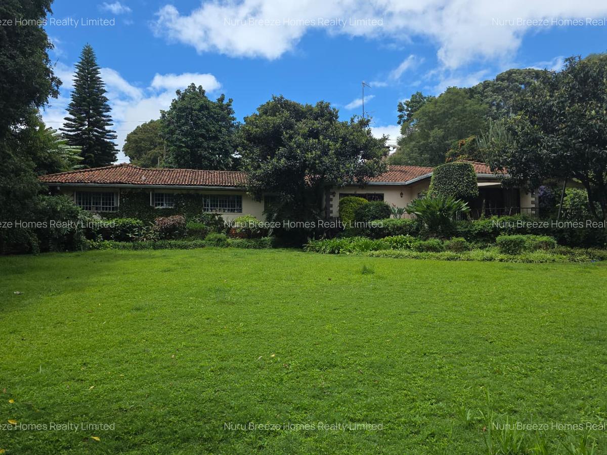 5 Bed House with En Suite in Kyuna - 9