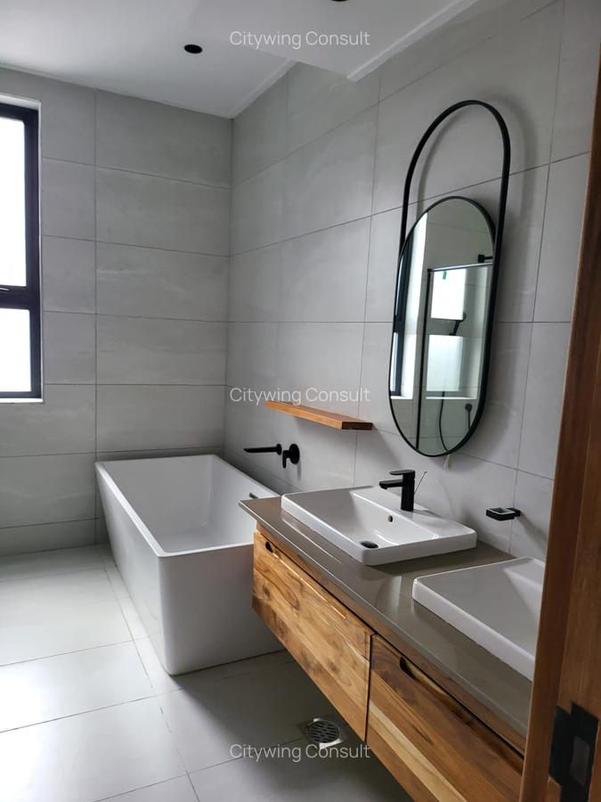 4 Bed Apartment with En Suite at Loresho - 16