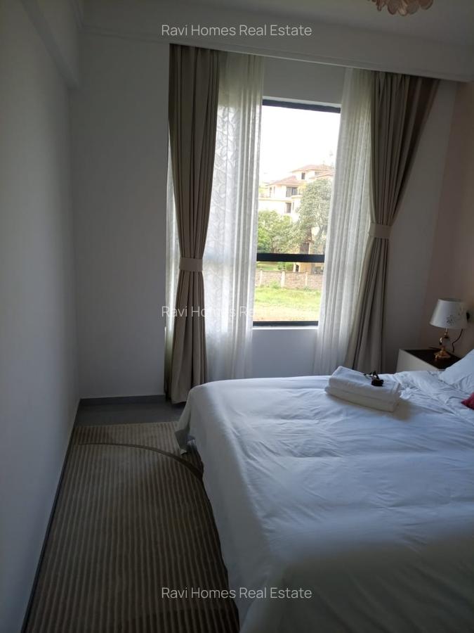 3 Bed Apartment with En Suite at Wood Avenue - 6