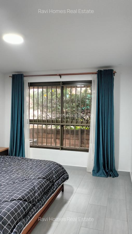 2 Bed Apartment with En Suite in Lavington - 13