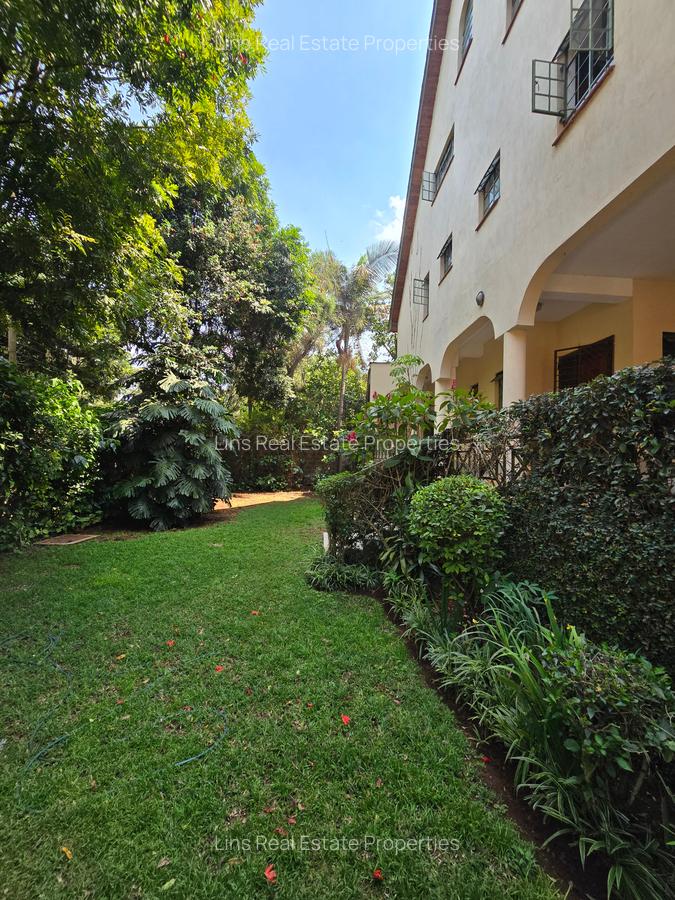 4 Bed Townhouse with En Suite in Lavington - 3