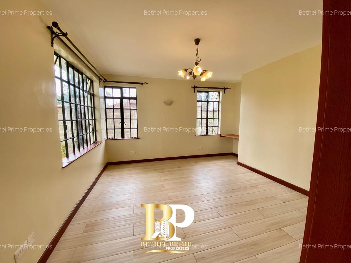 3 Bed Townhouse with En Suite in Lavington - 6