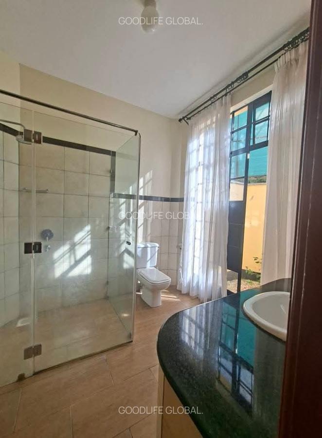 4 Bed House with En Suite at Runda - 8