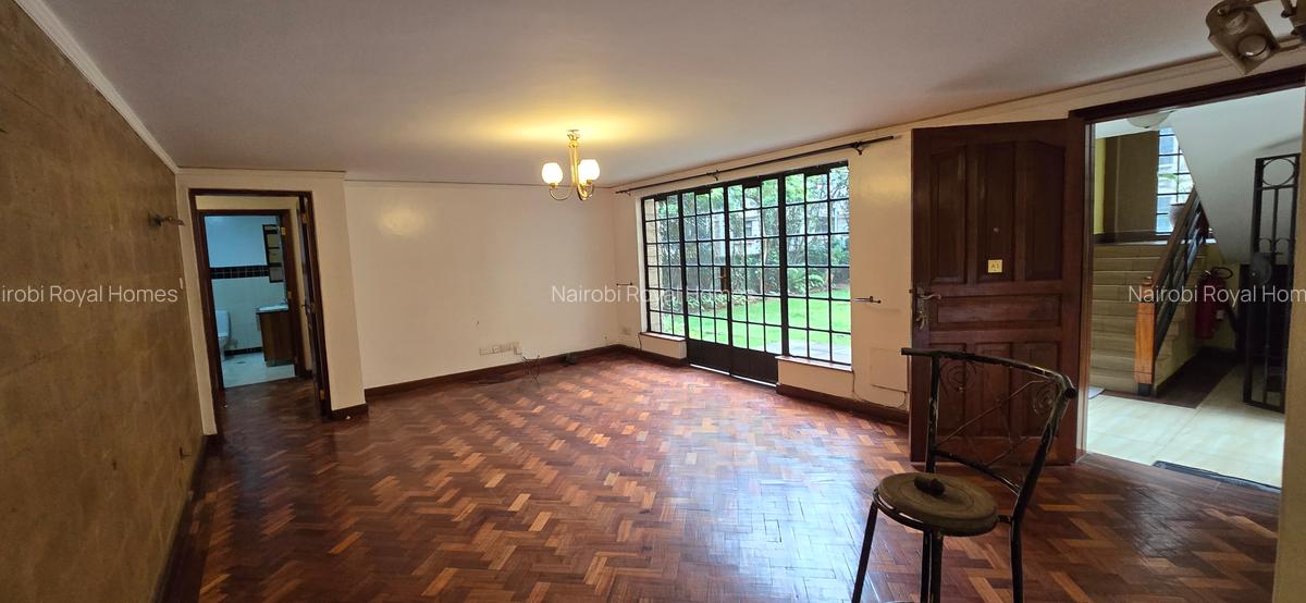 3 Bed Apartment with En Suite at Valley Arcade - 10