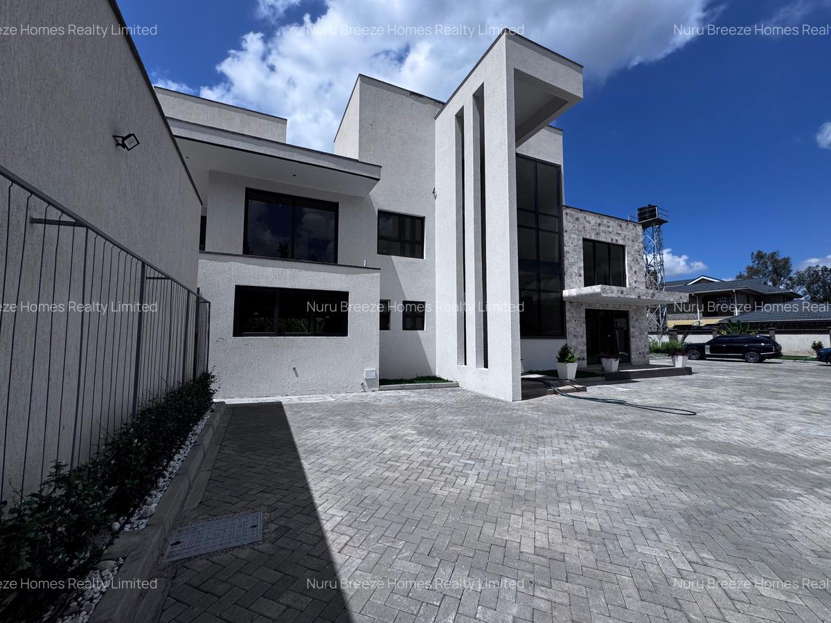 5 Bed House with En Suite in Karen - 12