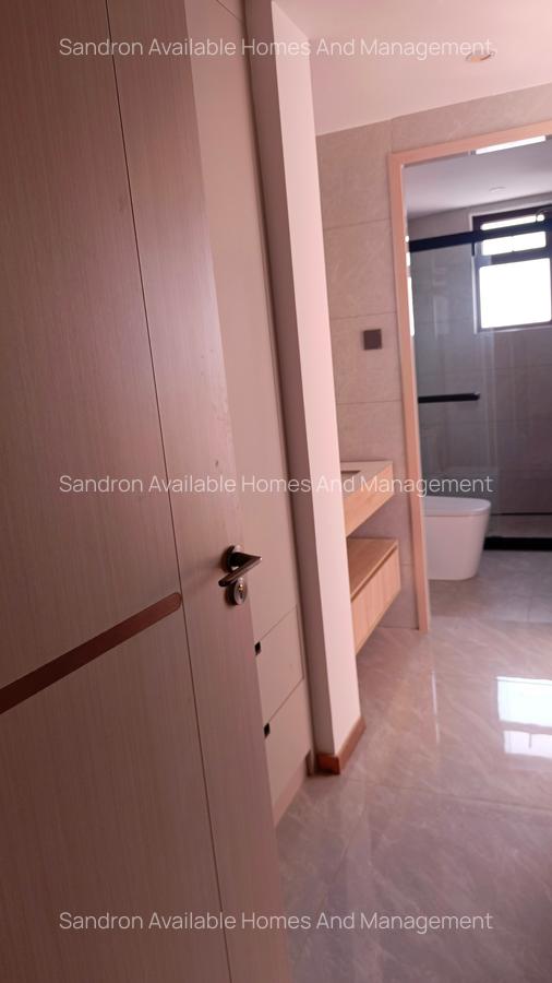 3 Bed Apartment with En Suite in Westlands Area - 12