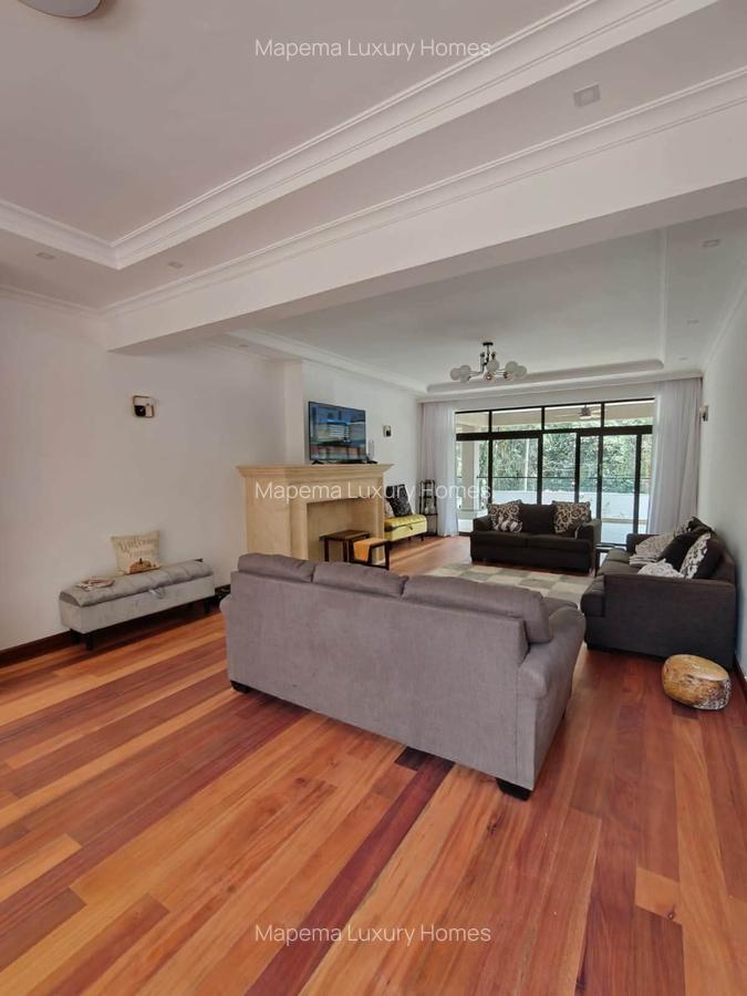 5 Bed House with En Suite at Windy Ridge - 7