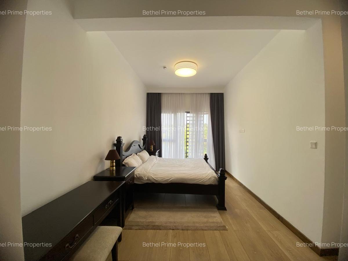 Furnished 3 Bed Apartment with En Suite in Rosslyn - 9