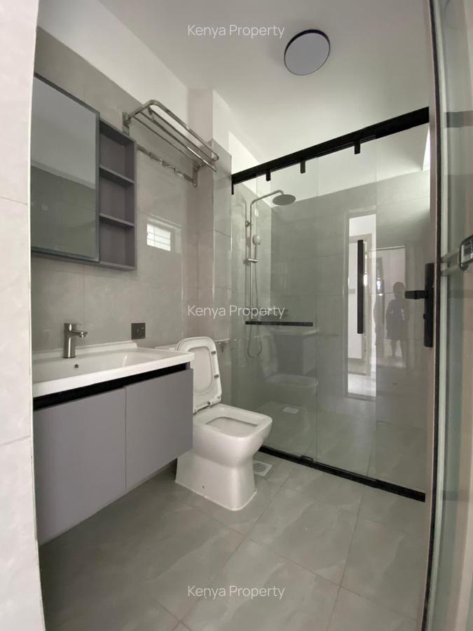 2 Bed Apartment with En Suite at Westlands Road - 6