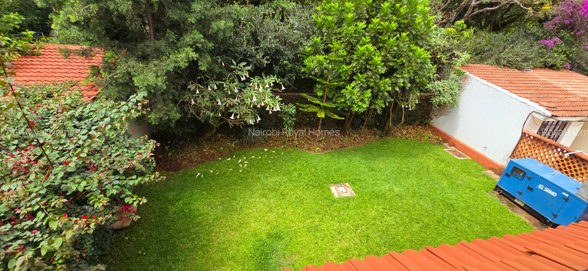 4 Bed Townhouse with En Suite at Mugumo Road - 19