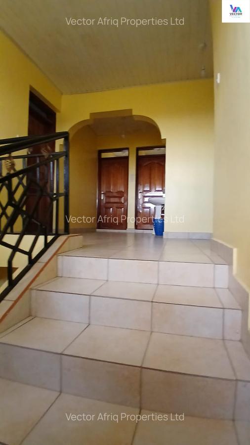 5 Bed Townhouse with En Suite in Syokimau - 9