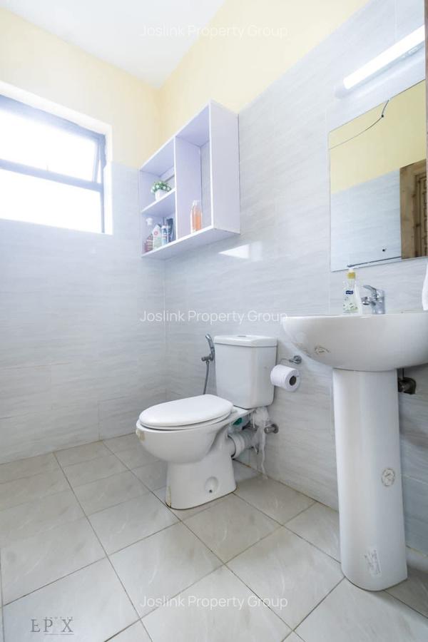 2 Bed Apartment with En Suite at Mt Kenya - 5
