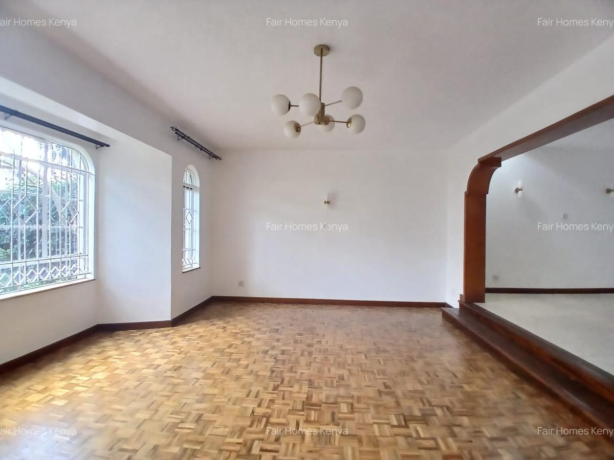 4 Bed Townhouse with En Suite at Lavington Green - 16