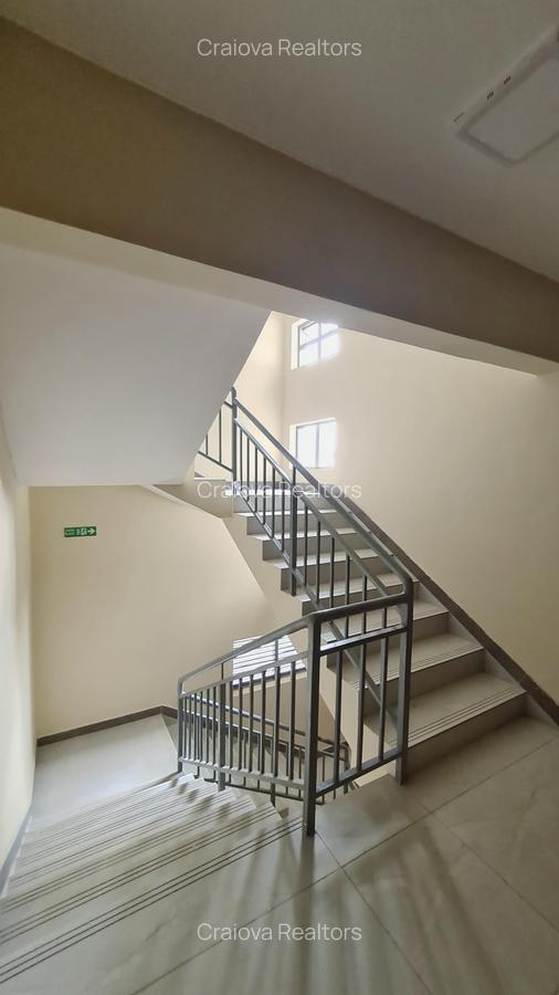 Studio Apartment with En Suite at Naivasha Road - 8