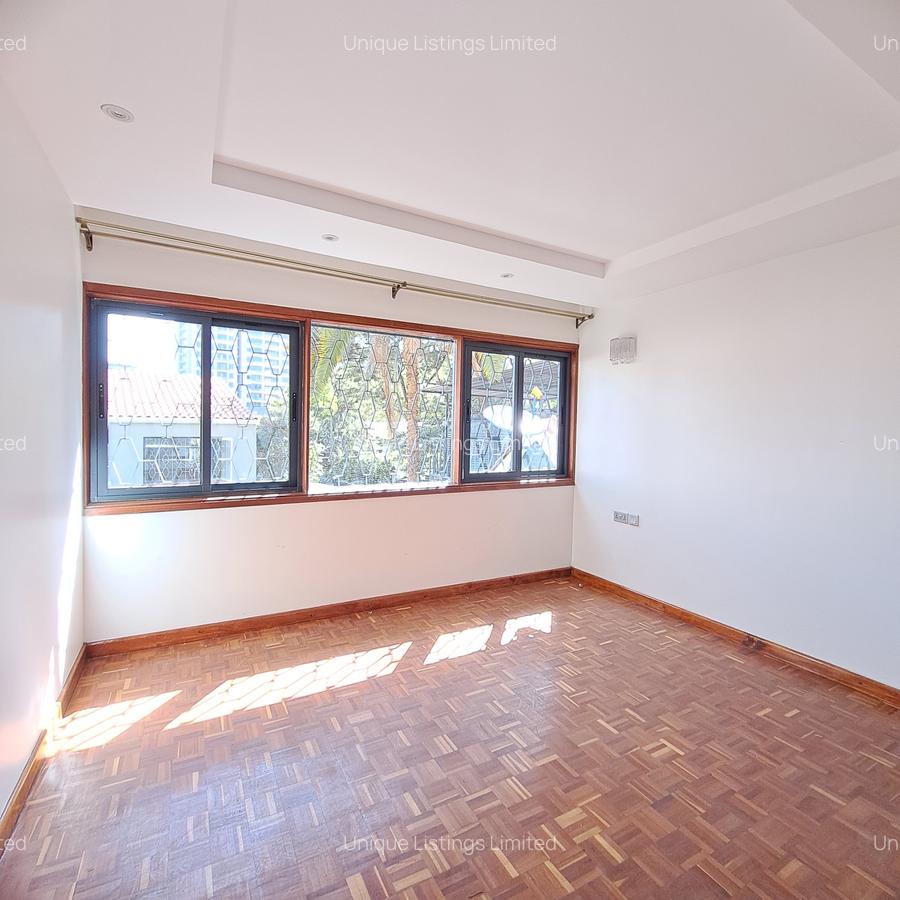 4 Bed Townhouse with Staff Quarters in Rhapta Road - 9