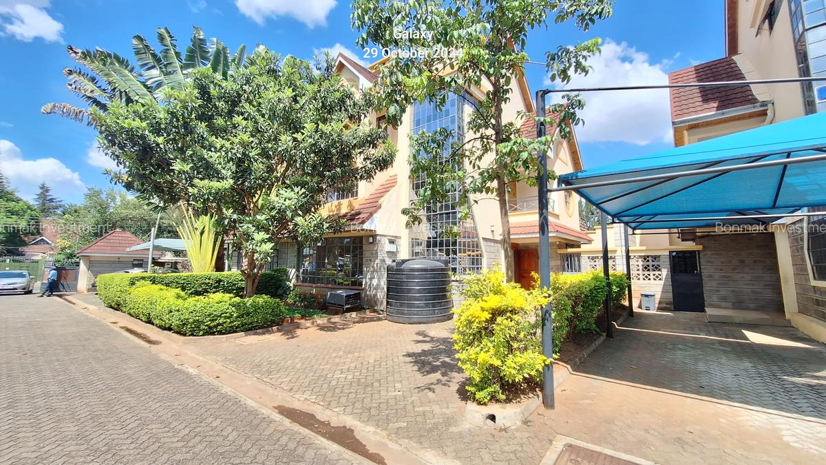 5 Bed Townhouse with En Suite at Kaputei Gardens - 1