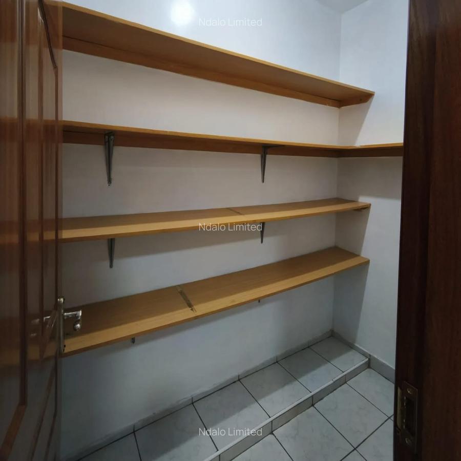 3 Bed Apartment with En Suite at Kilimani - 6